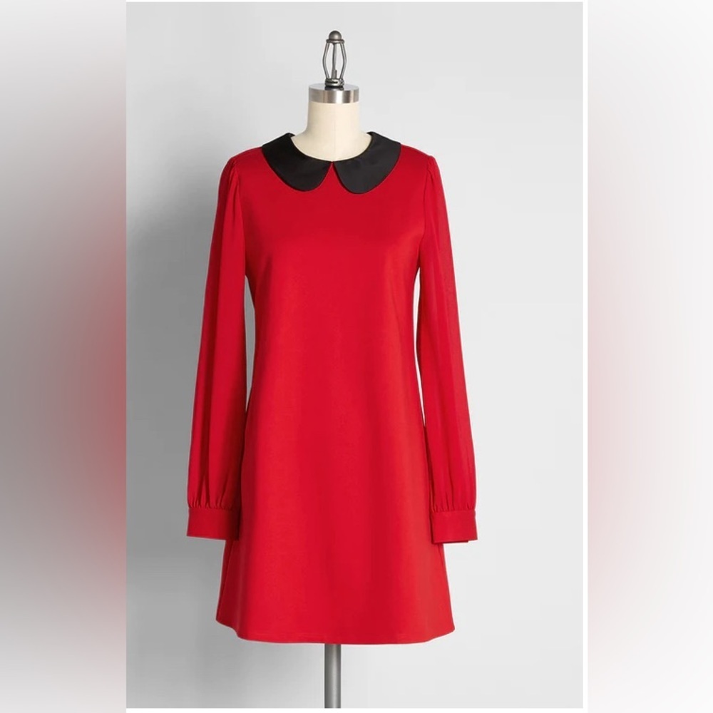NWT modcloth red mod black collar long sleeve mini dress
size XS extra small
